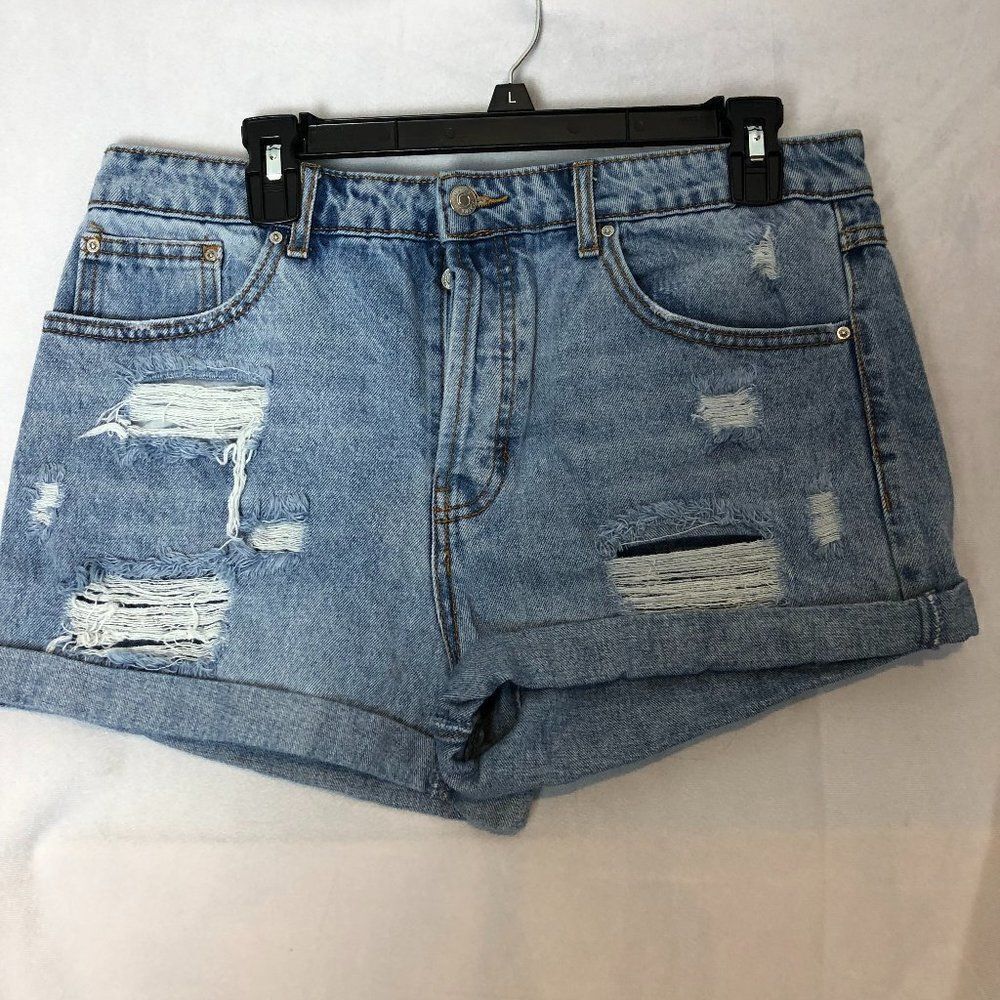 Forever 21 Size 30 Mid/High Rise Button Fly Distressed Shorts Light Wash      WS